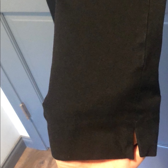 Banana Republic•Sloan Fit•Cropped Pant - Picture 3 of 4